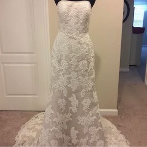David’s bridal wedding dress